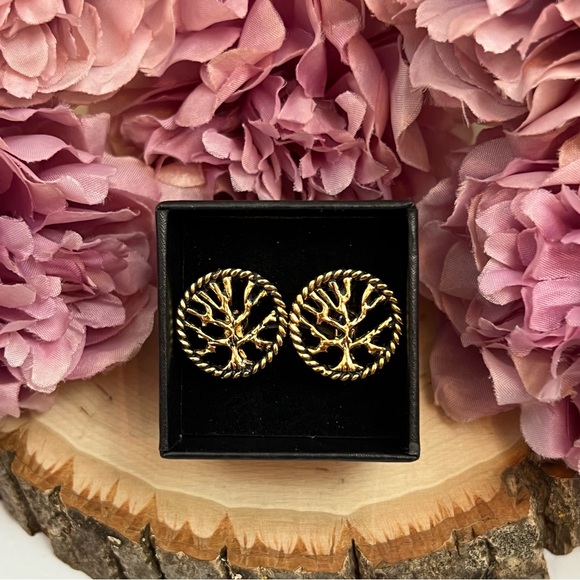 Twisted Antiqued Gold Tree of Life Cufflinks - Picture 14 of 16